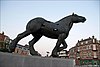 Boerenpaard, bronzen beeld