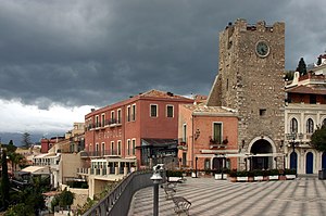 Taormina: Clima, Historia, Evolución demográfica