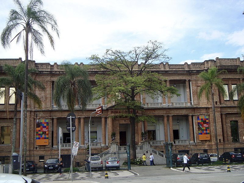 File:Pinacoteca da cidade de São Paulo 05.jpg