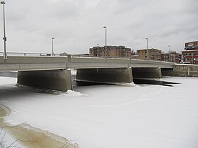 Иллюстративное изображение статьи Pont Aylmer