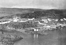 Oblique aerial view circa 1930 Port Radium from the air -a.jpg