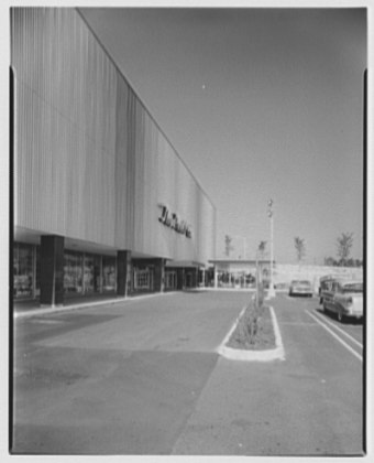 File:Prince George Plaza, Hyattsville, Maryland. LOC gsc.5a26797.tif