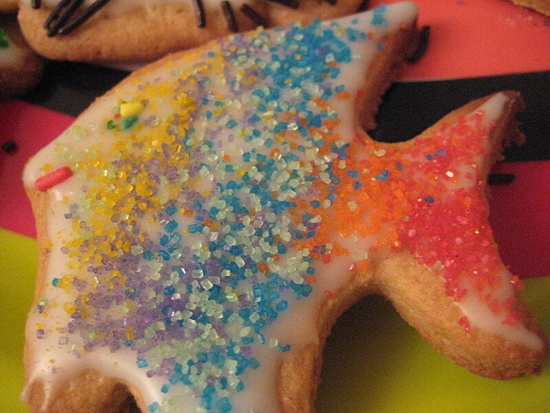 File:Rainbow fish sugar cookie.jpg