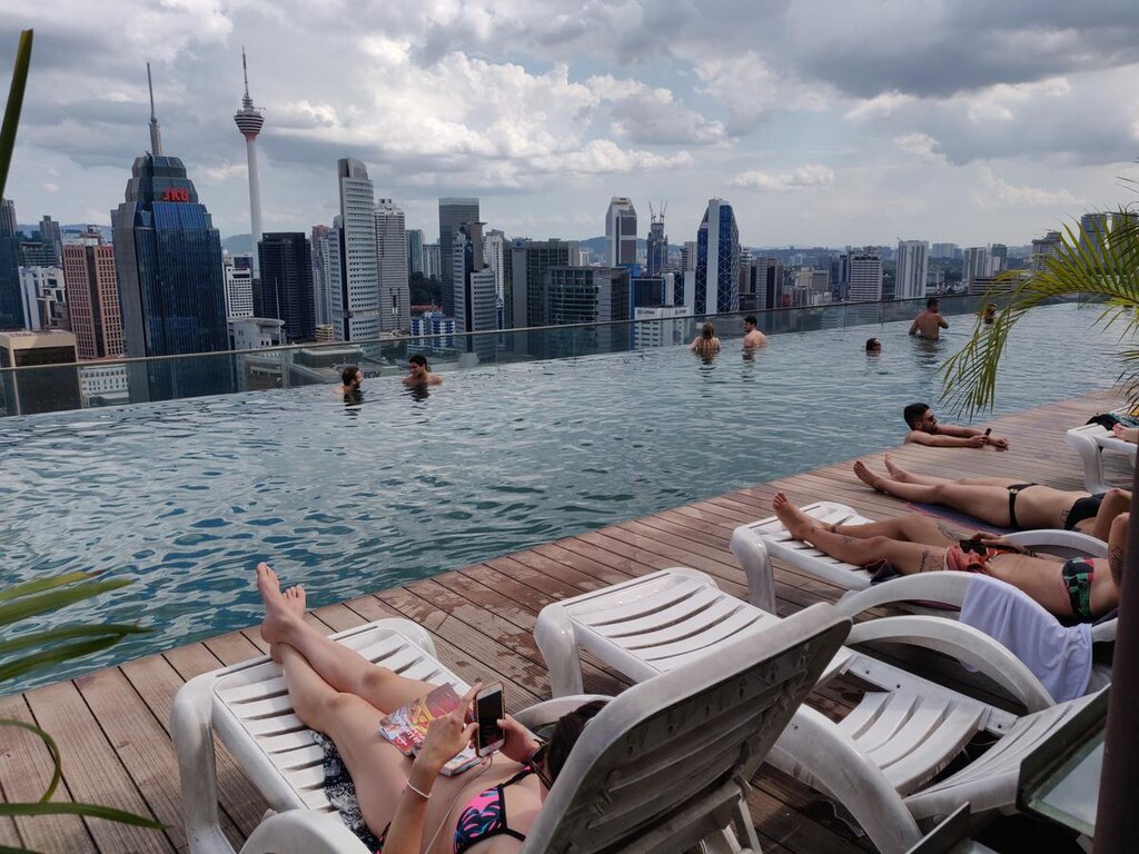 accommodation in Kuala Lumpur with infinity pool
