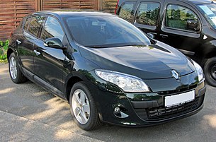 Renault Mégane III 20090801 edessä.JPG