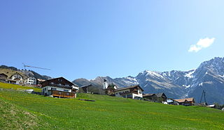 <span class="mw-page-title-main">Riein</span> Former municipality in Graubünden, Switzerland