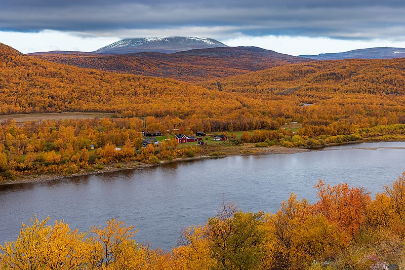 File:River Teno and Levajok as seen from Tenonvarren Tien Muistomerkki, Utsjoki, Lapland, Finland, 2021 September.jpg