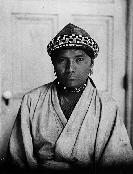 File:Rukai chief.jpg