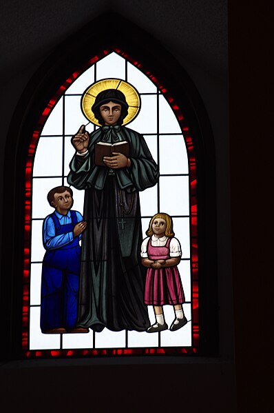 File:Saint Joan of Arc Catholic Church (Powell, Ohio), interior, stained glass, St. Elizabeth Ann Seton.jpg