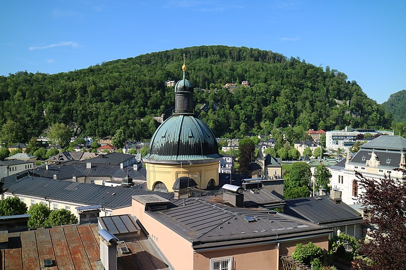 File:Salzburg Kapuzinerberg 01.jpg