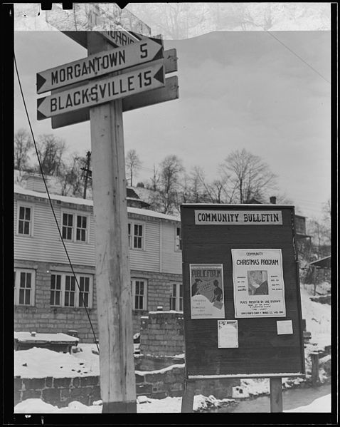 File:Scott's Run, West Virginia. (Recreation and community activities.) - NARA - 518412.jpg