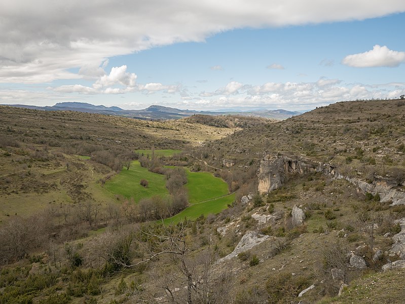 File:Sendero Guztarriarana 05.jpg