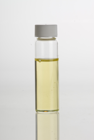 <span class="mw-page-title-main">Sesame oil</span> Edible oil from sesame seed