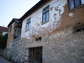 Vinski podrum s početka 20. veka sa pomoćnom zgradom i lođom