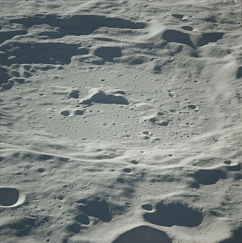 Apollo 16 image Spencer Jones crater AS16-118-18929.jpg