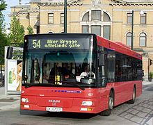 An Oslo Sporveier bus operated by the subsidiary Sporveisbussene. Sporveisbussene 18jun2005.jpg