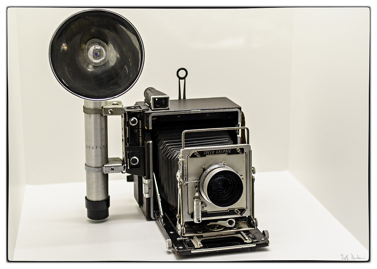 Movie camera - Wikipedia