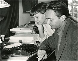 Vänster: Anita Björk med Stig Dagerman, cirka 1950. Höger: Graham Greene, 1963.