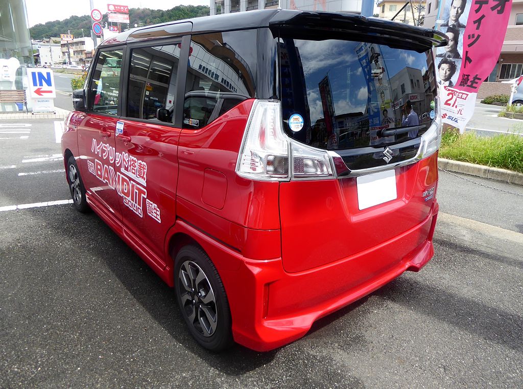 File:Suzuki SOLIO BANDIT HYBRID MV (MA36S) rear.JPG - Wikimedia Commons