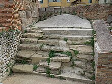 Fichier:Teatro_romano_di_Teramo041.jpg