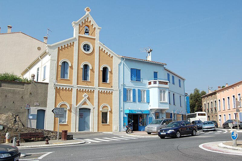 File:Temple de la ville de Collioure 1.jpg