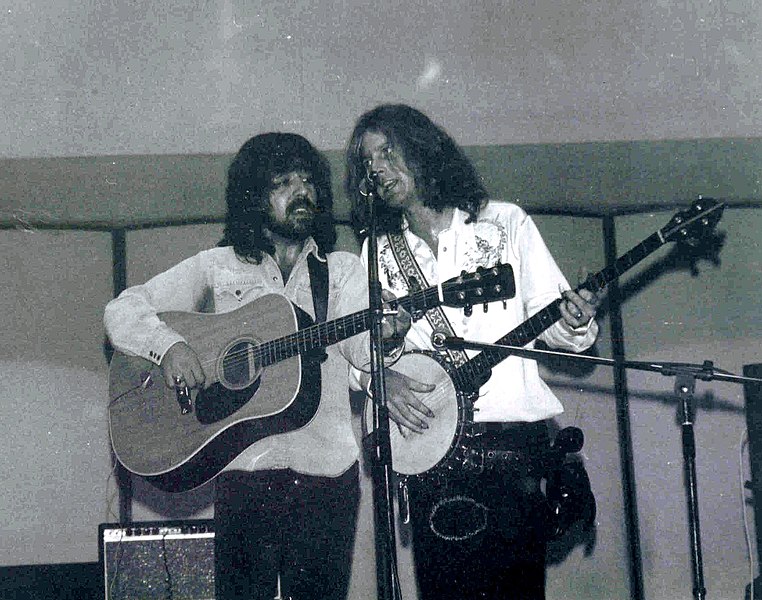 File:The Byrds Clarence White and Rober McGuinn 1972.jpg