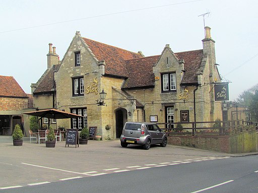 The Stag, Mentmore - geograph.org.uk - 2873886