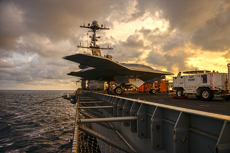 File:The X-47B aboard USS Harry S. Truman. (8284401094).jpg