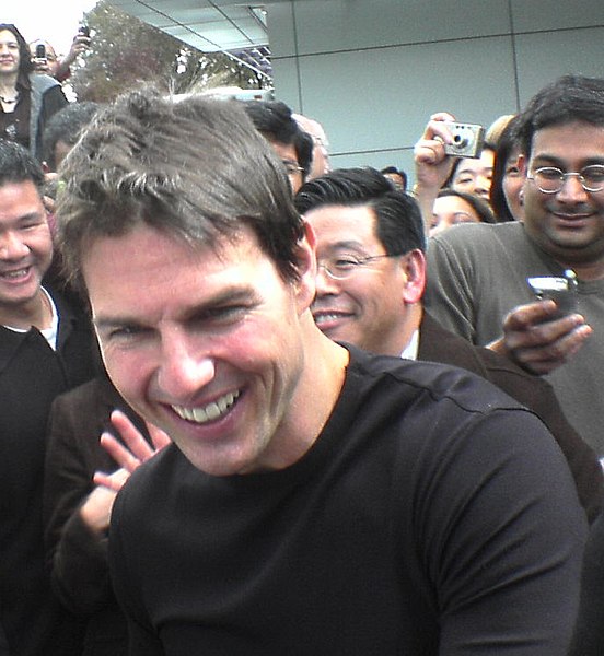 Berkas:Tom Cruise 2006.jpg