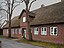 Tornesch - Alter Schulweg 7 - Former school Esingen - Year of construction: 1835 - Photo: 2018
- The single-storey, thatched-roof house has a gable in...