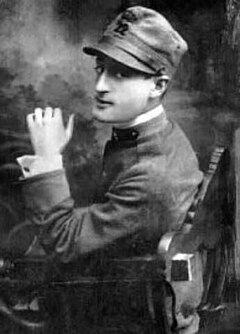 Totò as a soldier in 1918