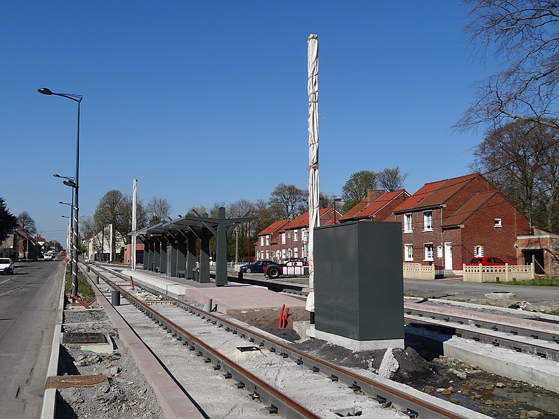 File:Travaux de la branche vers Vieux-Condé de la ligne B du tramway de Valenciennes en avril 2013 (416).JPG