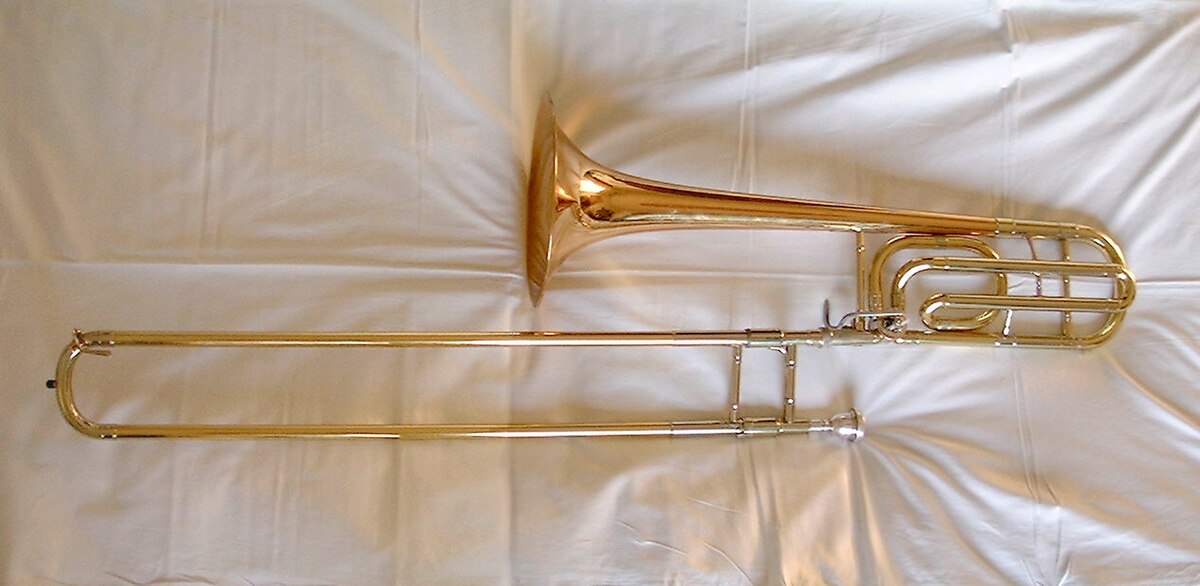 File Trombone A Coulisse Jpg Wikimedia Commons