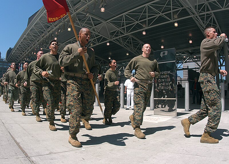 File:US Navy 050527-N-6343E-004 U.S. Marines, assigned to Marine Expeditionary Unit Two Four (24th MEU), run around Ground Zero in New York City to pay tribute to fallen military personal in the Global War on Terrorism during Fleet.jpg