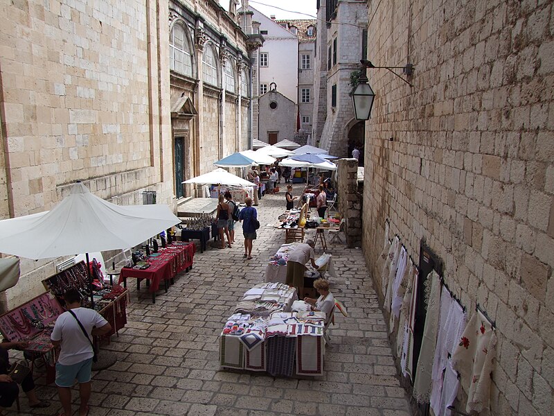 File:Uliczka w Dubrovniku - Street of Dubrovnik - panoramio.jpg