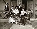 Ulysses Grant og Julia Dent med de fire barna Jesse, Ulysses Jr., Nellie og Frederick utenfor sommerhuset i Long Branch, New Jersey