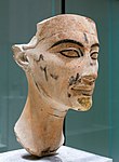 Unfinished portrait head of queen Nefertiti with sketches 08.jpg