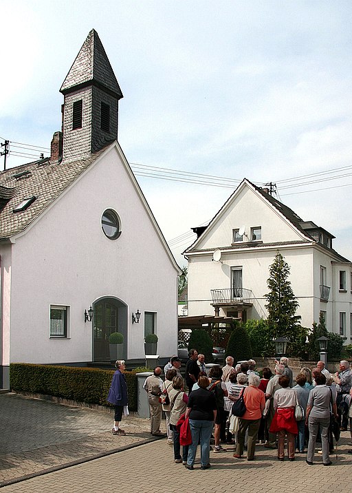 Weißenthurm, Pielau - alte evangelische Kirche (2009-04-26 Sp)