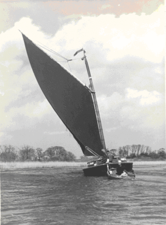 Albion running in Old Staithe Reach on 21 April 1963