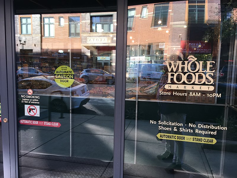 File:Whole foods, no smoking, no guns (24123951858).jpg