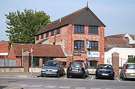 Yeovil, Waterloo House - geograph.org.uk - 2955575.jpg