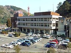 下市町役場 Shimoichi-chō town office 2012.2.24 - panoramio.jpg