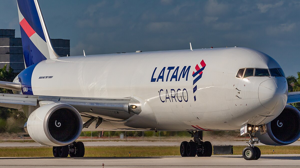 Category:LATAM Cargo Chile - Wikimedia Commons
