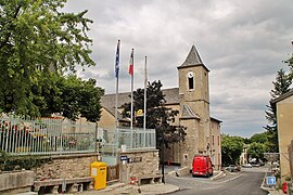 Gereja St Tepung, di Le Pompidou