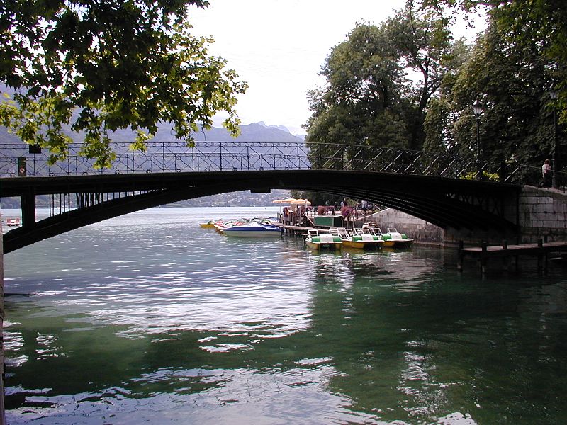 File:0306 Annecy - Pont des Amours.jpg