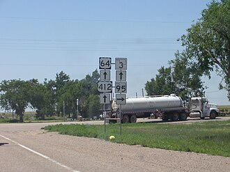 Highway intersection at Four Corners 064us 095split.jpg