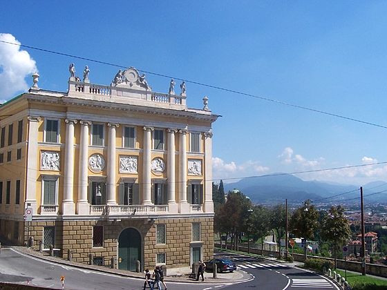 Le Palais Medolago.