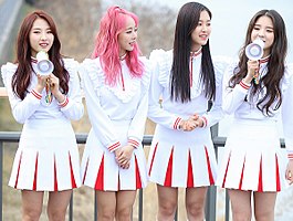 From left to right: HaSeul, ViVi, HyunJin, and HeeJin