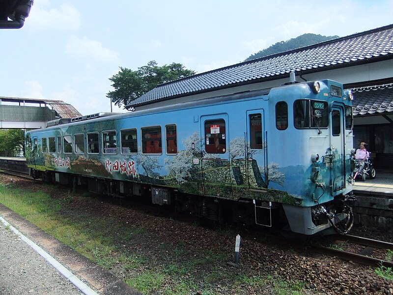 File:20150829-kiha40-2007a.JPG