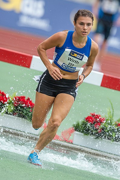 File:2018 DM Leichtathletik - 3000 Meter Hindernislauf Frauen - Babinja Wirth - by 2eight - DSC9132.jpg